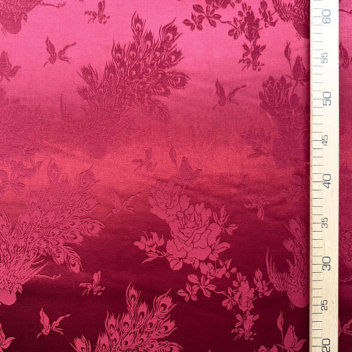 картинка Вискозный шелк жаккардовый "Императорский павлин" бордо от интернет магазина