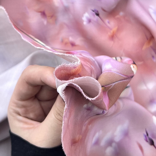 картинка Ткань плательная "Пробуждение" роз от интернет магазина