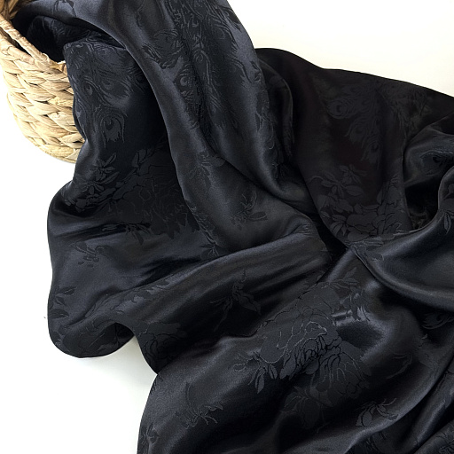 картинка Вискозный шелк жаккардовый "Императорский павлин" черный от интернет магазина