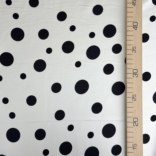 картинка Вискозный шелк "Горошек" крупный на белом фоне от интернет магазина