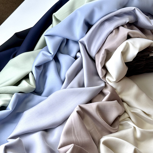 картинка Шелк вискозный цвет темно-синий от интернет магазина